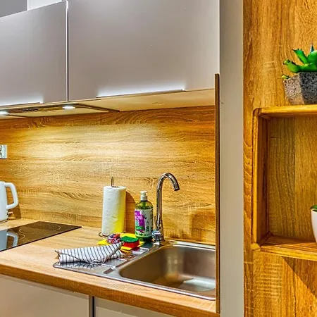 Gorna By Royal Aparts Apartment *
